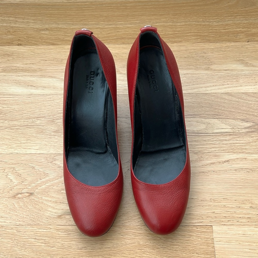 GG - Authentic Gucci Italian wedge high heels. Red 38 1/2. Excellent condition!